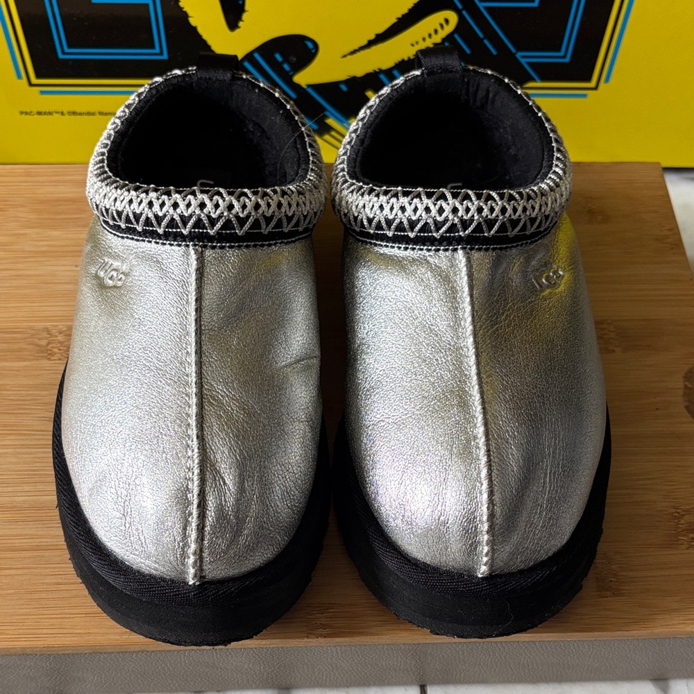 UGG Kids Metallic Silver and Black Slippers